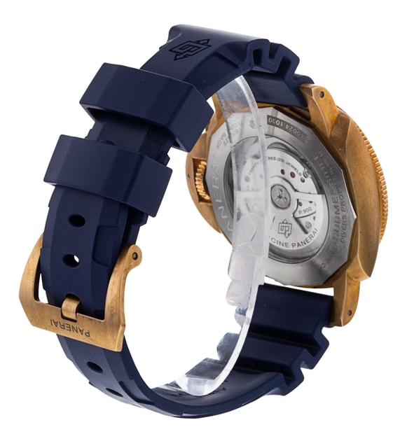 Panerai Submersible PAM01074 Image 3